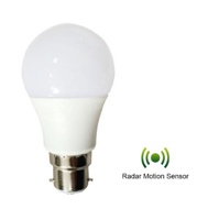 Auto on OFF 7W 9W 12W A60 E27 SMART LED Dusk to Dawn Bombilla con sensor de movimiento de radar, LED-SENSOR