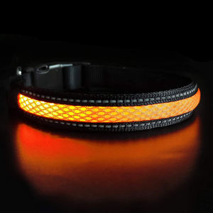 <span class=keywords><strong>Collar</strong></span> de perro de nailon de malla suave de nuevo diseño con luces LED de alta visibilidad, decoración de piel, <span class=keywords><strong>collar</strong></span> de seguridad recargable para mascotas - Product Image 4