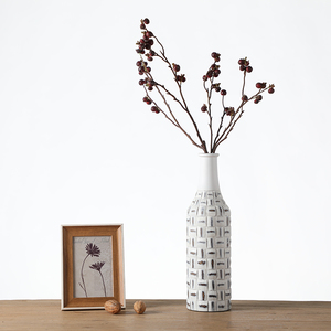 Vaso bianco alto <span class=keywords><strong>in</strong></span> stile europeo arte Floreros artigianato ornamenti <span class=keywords><strong>vasi</strong></span> <span class=keywords><strong>in</strong></span> <span class=keywords><strong>resina</strong></span> per il matrimonio - Product Image 4