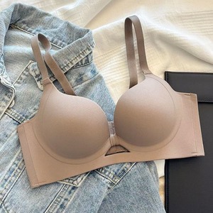 Áo ngực nâng ngực màu đỏ kiểu dây halter, hỗ trợ ngực lớn & nâng ngực nhỏ, chống chảy xệ, ôm sát body, có logo trên cúp. - Product Image 6