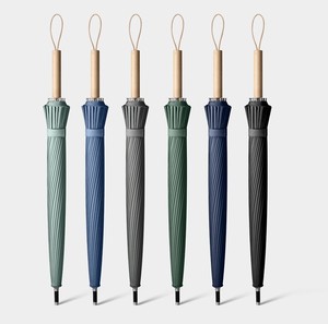 Mini parapluie droit à colle noire imprimé publicitaire à motif 6 plis personnalisé en usine pour adultes Cadeaux d'affaires avec logo personnalisé - Product Image 4