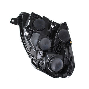 Conjunto de Faros Delanteros Halógenos y Xenón de Alta Calidad, Nuevos, Lado Izquierdo, Eléctricos, con Bombilla, para <span class=keywords><strong>Iveco</strong></span> F-69500013-1 - Product Image 3