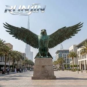 <strong>Large</strong> Wingspan Majestic UAE National Bird Landscape Park <strong>Street</strong> Decoration High <strong>Quality</strong> Cast Metal Bronze Falcon Bird Statue - Product Image 2