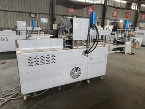 Machine de production automatique de friandises pour chats et chiens, extrudeuse d'aliments pour animaux de compagnie, équipement de formage de croquettes avec composants PLC pour oiseaux - Product Image 4