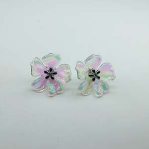 Pendientes de Moda con Diseño de Flor, Acero Inoxidable 316L, Baño de Oro PVD, Resistentes y Sostenibles - Product Image 1