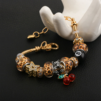 Bracelet à breloques perlé personnalisé en gros, motif léopard, avec pendentifs 8 Ball, Cerise, Fraise, doré, DIY, pour femme, bijoux tendance