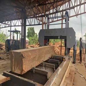 Sierra de cinta horizontal de alta resistencia para troncos grandes con componentes PLC, ecológica para uso en carpintería - Product Image 6