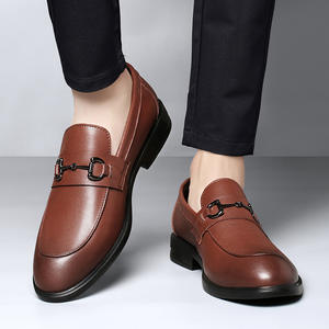 Chaussures à enfiler en cuir véritable pour hommes d'affaires, antidérapantes, respirantes, à motif uni, pour mariage, mode, semelle souple, polyvalentes - Product Image 3