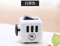 Jincan Nouveau Cube de Pression Éducatif en Plastique Anti-Stress Amusant, Dés de Décompression à Poignée, Étoile de Décompression pour les Doigts