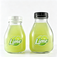 Bouteilles en verre courbé pour thé au lait froid en gros avec couvercles en plastique côtelés noirs et blancs