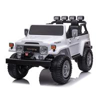 Nouveauté 2024 Voiture électrique pour enfants sous licence TOYOTA de haute qualité, 24V, quatre roues motrices, en plastique