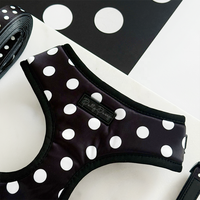 Harnais pour chien à pois noir et blanc avec logo au design personnalisé Fournisseur d'accessoires pour animaux de compagnie Ensembles de harnais à pois pour chiens