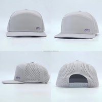 Gorra de béisbol impermeable de 6 paneles con parche de PVC de goma y logo, perforaciones cortadas a láser personalizadas, gorra de golf de alto rendimiento Meillin con cuerda.