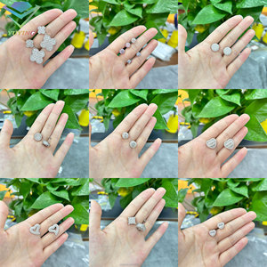 ต่างหูเพชรคุณภาพสูง 4 ขา 10K 14K 18K ทองคำแท้ เพชรเพาะเลี้ยงในห้องปฏิบัติการ CVD/HPHT พร้อมใบรับรอง IGI ของขวัญเครื่องประดับสำหรับผู้หญิงและผู้ชาย - Product Image 6