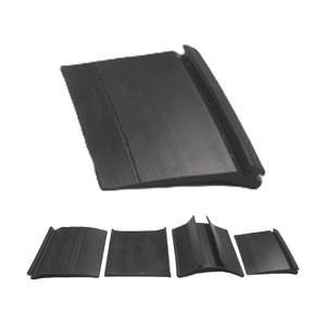 Joint d'étanchéité en caoutchouc <span class=keywords><strong>pour</strong></span> <span class=keywords><strong>porte</strong></span> <span class=keywords><strong>de</strong></span> <span class=keywords><strong>garage</strong></span>, ampoule en P, bande <span class=keywords><strong>de</strong></span> protection contre les intempéries <span class=keywords><strong>de</strong></span> type J, joint d'étanchéité inférieur en caoutchouc et rail <span class=keywords><strong>pour</strong></span> <span class=keywords><strong>porte</strong></span> <span class=keywords><strong>de</strong></span> <span class=keywords><strong>garage</strong></span> - Product Image 1
