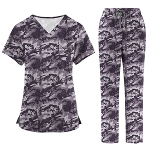 Tenues médicales unisexes imprimées Stretch Doctor en 94 % polyester et 6 % élasthanne, anti-plis, pour centres esthétiques privés - Product Image 3