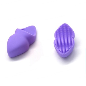 Brosse à doigts en silicone portable pour le nettoyage du visage, brosse nasale douce manuelle pour le nettoyage des pores, outil de soin de la peau - Product Image 5