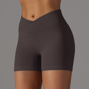 Shorts de cyclisme côtelés sans couture pour femmes, taille croisée, effet galbant fessier, anti-frottement des cuisses, pour la gym, la course et l'entraînement, vente en gros OEM ODM - Product Image 4