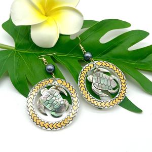 Boucles d'oreilles hawaïennes en forme de tortue pour femmes, boucles d'oreilles en nacre naturelle de haute qualité - Product Image 5