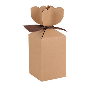 Caja de Regalo de Boda Creativa de Papel Kraft Blanco con Florero en Forma de Cola de Pez y Decoración de Listón para Empaque de Dulces de Boda - Product Image 1