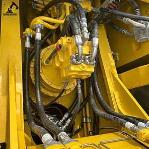 Excavatrice Komatsu PC450-8 puissante et robuste avec une force de terrassement massive et une durabilité accrue, à vendre, d'occasion et pour les travaux difficiles - Product Image 3