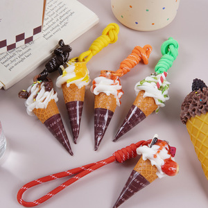 Örgülü İp 3D Reçine Meyve Şekilli Çilek Mango Dondurma Anahtarlık Çubuklu Dondurma Meyveleri Minyatür Simülasyon Küçük Gıda Anahtarlıkları - Product Image 1
