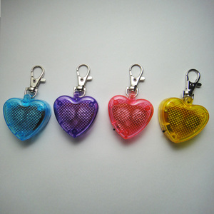Luz de seguridad para mascotas, luz Led parpadeante con forma de corazón multicolor, fácil de quitar - Product Image 5