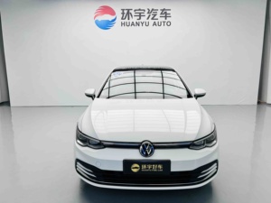 VW <span class=keywords><strong>Golf</strong></span> 2024 280TSI DSG Pro Usado Casi Nuevo con Apariencia de Edición Limitada, Pantalla Táctil Grande, Asientos de Cuero, Hatchback Moderno - Product Image 1