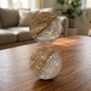 Sous-verres carrés en bois écologiques 2025 – Surfaces en écorce d'arbre pour la décoration de table lors de mariages et fêtes – Collection Forêt Enchantée - Product Image 1