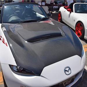 Nuevos Accesorios de Fibra de Carbono con Pernos para la Cubierta Ventilada del Motor Delantero del Modelo <span class=keywords><strong>MX5</strong></span> Miata ND GV - Instalación con Pernos - Product Image 4