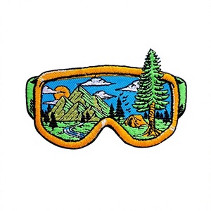 Patch brodé personnalisé style classique pour masque de ski avec motif paysage montagneux, fixation par épingle de sûreté pour vêtements - Product Image 1