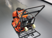 مكبس اهتزازي يعمل بالبنزين طراز Orange C50T مع محرك Lifan، مكبس تربة يدوي لضغط الأسفلت وحشو الفراغات.