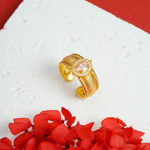 Anello <span class=keywords><strong>di</strong></span> Lusso Leggero, Stile Retrò con <span class=keywords><strong>Diamanti</strong></span> Incastonati, Accessorio Semplice e Senza Tempo - Product Image 1