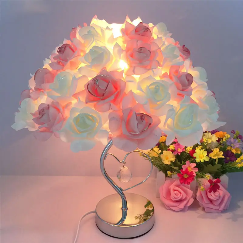 Lampada da tavolo europea lampada da comodino con luce notturna fiore di rosa casa decorazione festa di nozze luci decorazione regalo di San Valentino