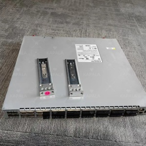 Commutateur réseau Arista DCS-7050QX2-32S-F avec fonctionnalité PoE - Product Image 3