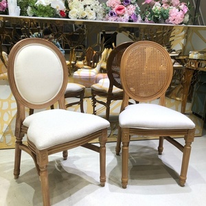 Chaise de banquet de mariage en résine imperméable de style campagnard, <span class=keywords><strong>prix</strong></span> de gros, petite taille CBM, empilable, Louis, pour hôtel, fête, événement - Product Image 3