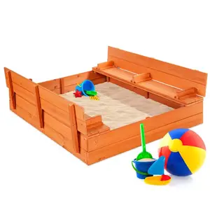 Kleine Schildpad 2 In Een Houten Zandbak Speeltuin Kinderen Outdoor Voor Kinderen Kinderen Spelletjes Met Stoel