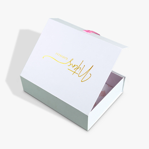 Faltbare Flache Geschenkboxen aus Karton mit Logodruck und Magnetverschluss - Product Image 2