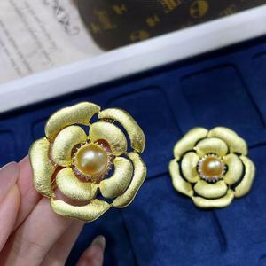 Nouvelle collection d'été de Nanyang Golden Pearl Fashion, broche de poitrine à fleurs de camélia, accessoires avec broche en perle de mer, motif numérique - Product Image 3