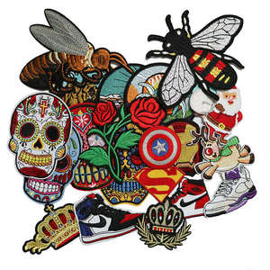 Patchs brodés 3D en chenille personnalisés en gros, thermocollants avec support adhésif pour vêtements et chapeaux, lettres à transfert thermique, fabriqués aux États-Unis - Product Image 4