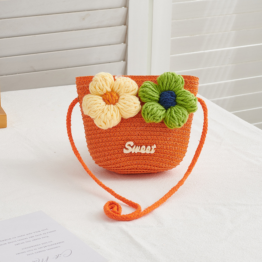 Sweet yellow-green flowers-orange