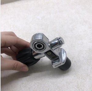 Valve de bouteille de plongée sous-marine 3000PSI/3500PSI DIN Yoke, finition triple chrome - Product Image 2