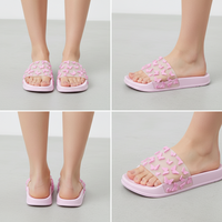 Sandales de plage et de piscine Bosirui pour femmes, à bout ouvert, antidérapantes, avec empeigne et semelle intérieure personnalisables, avec logo