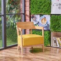 Chaise de table moderne chaise à accoudoirs en bois chaises de salle à manger pour les magasins de thé au lait café dessert