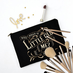 Sac de maquillage personnalisé avec motif « Who's Afraid of Little Old Me », sac de rangement de voyage pour articles de toilette, pochette cosmétique pour enterrement de vie de jeune fille - Product Image 4