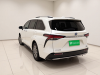 Toyota Sienna 2021 2.5L Hybrid Premium Edition Bekas Laris Manis