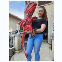 Marionnette de dinosaure animatronique grandeur nature personnalisée, réaliste, 80 cm de long, en silicone, dinosaure bébé rouge, dragon, dinosaure