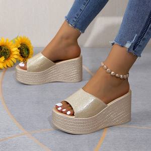 Sandalias de Plataforma para Mujer, Chanclas de Verano, Estilo Europeo Americano, Talla Grande, Punta Redonda, Chanclas con Brillantina 703 - Product Image 3