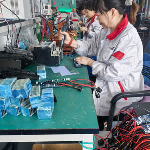 Machine de récolte des <span class=keywords><strong>olives</strong></span> NPLUS, technologie verte à économie d'énergie, machine électrique à haute efficacité, rapide et précise pour la récolte des <span class=keywords><strong>olives</strong></span> - Product Image 6