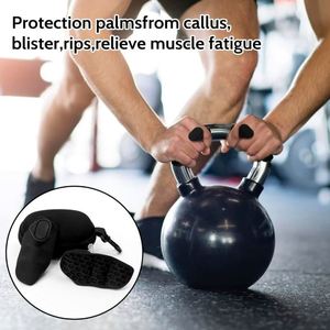 Gants de sport antidérapants en silicone, ergonomiques, pour la musculation et l'entraînement en salle de sport, équipement de protection - Product Image 3